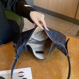 Bolsos de Mano Personalizados al por Mayor, Bolsos de Hombro de Cuero Genuino de Alta Calidad para Mujer, Bolso Cruzado Diagonal Simple y Elegante - Product Image 6
