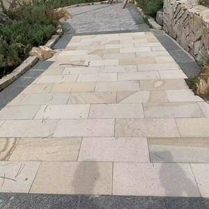 Dalles de pierre en <span class=keywords><strong>granit</strong></span> <span class=keywords><strong>beige</strong></span> avec veines jaunes rouillées, finition sablée, pour murs extérieurs, sols, terrasses, pavés - Product Image 1