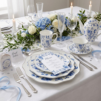 Service de vaisselle en céramique classique à bord festonné, décoratif, motif floral bleu, en porcelaine, pour cadeau de mariage, fête, table de réception