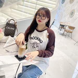 เสื้อยืดแขนยาวพิมพ์ลายสำหรับผู้หญิงไซส์ใหญ่ ทรงหลวม คอกลม แขนยาวเต็มตัว สไตล์ลำลอง - Product Image 2