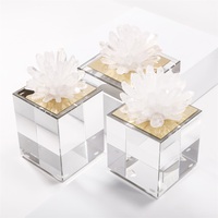 Maxery Cristal blanc de luxe Accessoires de décoration de la maison Colonne en cristal naturel Fleur Décoration intérieure de la maison