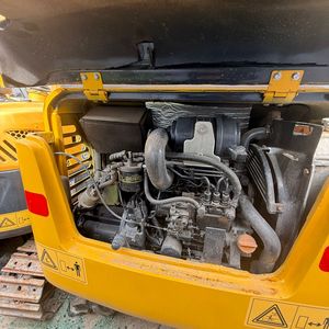 รถขุดขนาดเล็ก Komatsu PC20MR มือสองจากญี่ปุ่นแท้ น้ำหนัก 2 ตัน ระบบไฮดรอลิก ระดับมาตรฐานไอเสีย Tier 2 เหมาะสำหรับใช้ในบ้าน สวน และงานขนาดเล็ก - Product Image 6