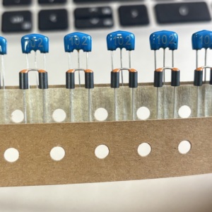 Loại Mới ba pin EMI Lọc tụ điện cho nhiễu điện từ đàn áp - Product Image 2