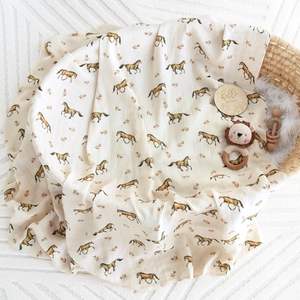 100% coton mousseline 2 couches couverture douce respirante Durable lumière Beige marron cheval impression toutes saisons enfants couverture - Product Image 5