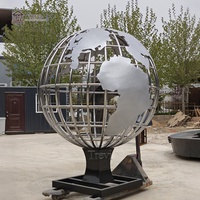 Statue de globe terrestre décorative TREVI de grande taille en métal, sculpture de sphère de carte du monde en acier inoxydable