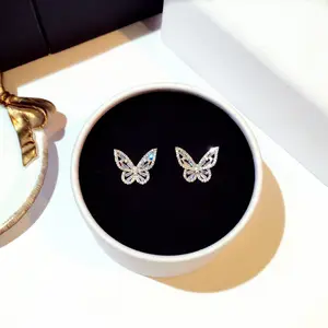 패션 쥬얼리 KYED0276 사치스러운 나비 모양 샤인 지르콘 스터드 귀걸이