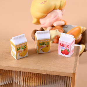 Breloques en résine 3D en forme de boîte de lait <span class=keywords><strong>banane</strong></span> fraise, cabochons en résine pour scrapbooking DIY, accessoires pour cheveux, décoration de téléphone - Product Image 5