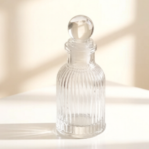 Botella de Vidrio para Aromaterapia con Diseño Elegante y Tapa, para Aceites Esenciales, Venta al Por Mayor Disponible, Cierres para Fragancias y Perfumes - Product Image 1