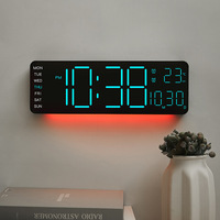Digitale Wanduhr mit Fernbedienung, RGB-Ambientebeleuchtung, Dekorativem Thermometer, Ewiger Kalender, Countdown-Timer, Zwei Alarmen, Moderne Uhr