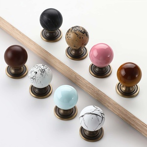 Puxadores Esféricos de Latão e Mármore - Puxadores Americanos de Luxo Minimalistas Franceses de Furo Único para Guarda-Roupa/Armário de Sapatos/Armário - Product Image 5