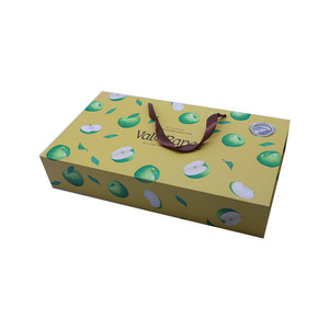 Boîte cadeau rigide Valerap, forme rectangulaire, en carton, avec impression pomme et poignée, pour emballage alimentaire - Product Image 1
