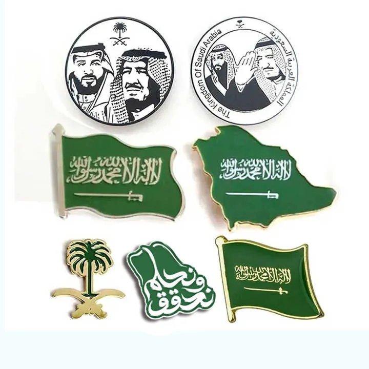 ที่กําหนดเองกษัตริย์เจ้าชายนุ่มเคลือบพิน Ksa ธงเข็มกลัดซาอุดีอาระเบียยูเออี Pin สําหรับป้ายวันแห่งชาติซาอุดีอาระเบียวันสถาปนาของขวัญ