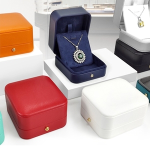 Caja de Almacenamiento de Joyas de Primera Calidad, Cajas de Regalo de Joyería Multicolores, Exquisita Caja de Joyería para Collares - Product Image 1