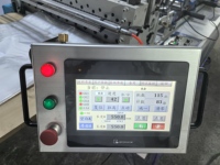 Automatische LDPE-zakkenmachine voor zware transportzakken, drie servo's, warmte-seal, koud-snijmachine