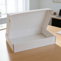 Boîtes d'expédition en carton ondulé blanc personnalisées en gros avec logo, taille et couleur, pliables, pour l'e-commerce et la vente au détail