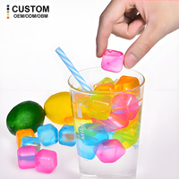Vente chaude en gros sans BAP de qualité alimentaire PE carré personnalisé coloré réutilisable glaçon en plastique pour boire