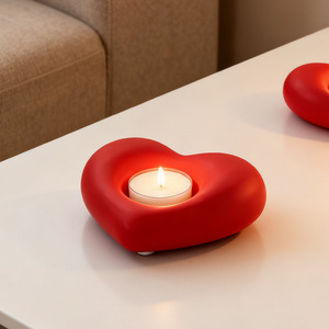 Porte-bougie en céramique moderne minimaliste en forme de cœur, tendance, découpé, plateau créatif pour table à manger, ornement pour la Saint-Valentin - Product Image 1