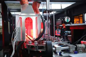 Best bewertete Kunststoff flaschen maschine Hersteller SPS Motor kern Voll automatische Blasform maschine Pet - Product Image 5