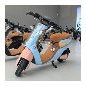 Moto électrique 45 km/h, cyclomoteur, scooter avec batteries au lithium 48V 30Ah - Product Image 1