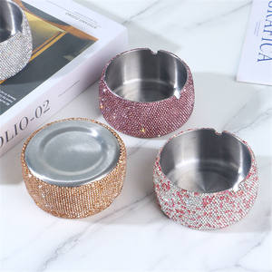 Cenicero multifunción de acero inoxidable con diamantes de imitación de cristal ostentosos de lujo, cigarros a prueba de viento, accesorios de decoración de cigarrillos - Product Image 2