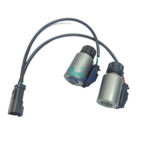 Vanne solénoïde UC1026026416 UC4020757708 compatible avec les modèles de chargeuses sur pneus WA200 WA250 WA3206 - Product Image 1