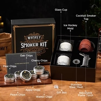 Coffret Cadeau Homme : Kit d'Infusion de Whisky et de Cocktails avec 6 Saveurs de Copeaux de Bois, Infuseur à Whisky Style Ancien et Torche