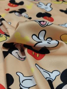 ผ้าโพลีเอสเตอร์ระบายอากาศได้ดี120gsm ชุดนอนแบบเวียดนามน้ำหนักเบาพิมพ์ลายย่นทนต่อการนอน - Product Image 6