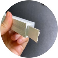 Le profil en aluminium de 20x14mm remplace le diffuseur linéaire de profil de canal de tube de couverture de néon de silicone pour la bande menée