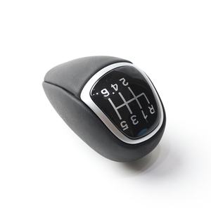 43711-D300 Pommeau <span class=keywords><strong>de</strong></span> <span class=keywords><strong>levier</strong></span> <span class=keywords><strong>de</strong></span> <span class=keywords><strong>vitesse</strong></span> à 6 vitesses pour Hyundai Tucson IX45 - Product Image 2