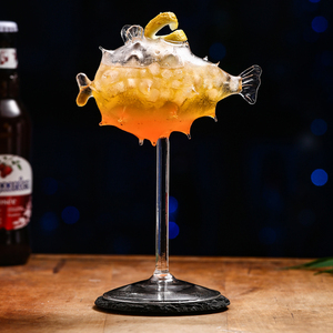 แก้วไวน์ทรงปลาปักเป้าสูง ดีไซน์สร้างสรรค์ พร้อมแก้วทรงปลาหนาม แก้วค็อกเทลทรงโมเลกุลรมควัน - Product Image 1