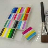 Palette de gâteaux fendus à base d'eau 12 couleurs personnalisées professionnelles Peinture et peinture pour le visage arc-en-ciel Peinture pour le corps facile à laver