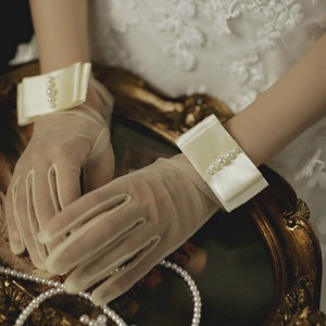 Longueur du poignet des femmes mariée avec des perles <span class=keywords><strong>pour</strong></span> les <span class=keywords><strong>gants</strong></span> <span class=keywords><strong>de</strong></span> doigt <span class=keywords><strong>de</strong></span> robe <span class=keywords><strong>de</strong></span> mariée - Product Image 5