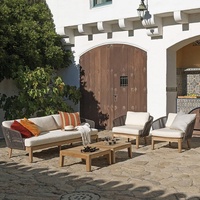 Ensemble de canapés d'extérieur en rotin nordique avec table basse, durable, imperméable, design moderne et simple, coussins en éponge pour hôtel, villa, pièce témoin