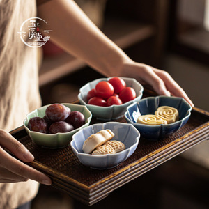 Assiette à fruits en céramique, porcelaine, design rétro luxueux, pour servir des collations et des desserts lors de fêtes, avec motif de crabapple et de dragon. - Product Image 2