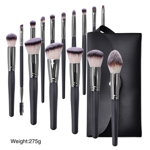 DailyQueen 15 pièces <span class=keywords><strong>de</strong></span> pinceaux <span class=keywords><strong>de</strong></span> maquillage noirs <span class=keywords><strong>de</strong></span> haute qualité Logo personnalisé ombre à paupières et fond <span class=keywords><strong>de</strong></span> teint mélange Kabuki pour correcteur <span class=keywords><strong>de</strong></span> visage - Product Image 1