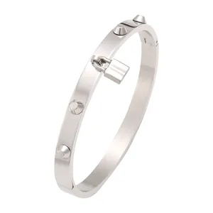 Accessoires de Soudure et Verrous Tendance en Acier Inoxydable pour Bracelets Femme Style Européen et Américain – Approvisionnement Direct Usine - Product Image 1