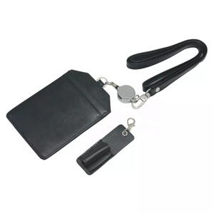 Porta Tarjetas de Identificación, Porta Credenciales de Trabajo, Cordones para Credenciales, Porta Tarjetas de Identificación de Cuero PU con Correa Elástica Retráctil para el Cuello y Porta Bolígrafos - Product Image 4