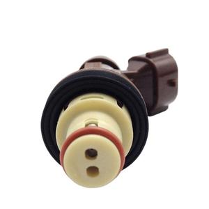 Inyector de Combustible 23250-62040 Para Toyota Prado VZJ95 Prado 2700 Transmisión Automática - Product Image 2