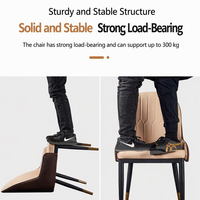 Chaise de salle à manger en cuir minimaliste, design luxueux et léger avec dossier rembourré doux, directement de l'usine