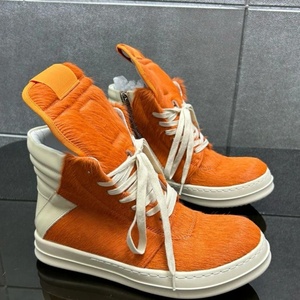 Scarpe casual di crine di cavallo personalizzate di alta qualità, adatte per uomini e donne, progettate da un calzolaio professionista. - Product Image 1