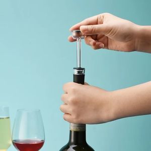 Bouchon de bouteille en silicone réutilisable et écologique pour la conservation du vin rouge, avec pompe manuelle à aspiration pour la maison (vente en gros) - Product Image 6