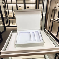 Boîtes de parfum de marque personnalisée pour les ensembles d'échantillon de parfum Boîtes cadeaux rigides gaufrage papier couché de stratification mate pour l'expédition