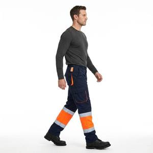 <span class=keywords><strong>Pantalon</strong></span> de sécurité <span class=keywords><strong>haute</strong></span> <span class=keywords><strong>visibilité</strong></span> de qualité supérieure EN 20471 <span class=keywords><strong>Classe</strong></span> <span class=keywords><strong>2</strong></span>, coton et polyester, vêtements de travail réfléchissants pour hommes - Product Image 4