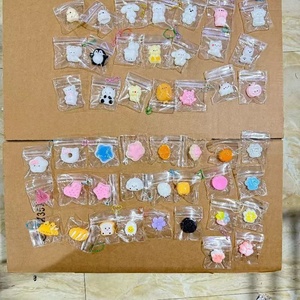 <span class=keywords><strong>Jeu</strong></span> de société micro-squishy en gros, jouet à presser mignon effet slime, figurines miniatures d'aliments et d'animaux, cadeau pour diffusion en direct - Product Image 2