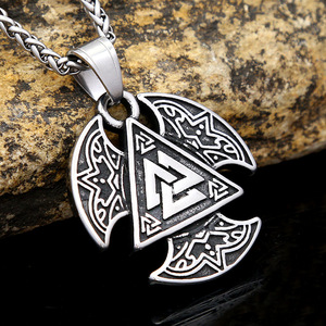 Yunnique Collar con colgante de acero inoxidable Viking Pirate, diseño geométrico, regalo de joyería para hombre - Product Image 2