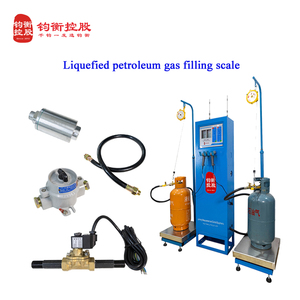 Dispensador de gas GLP inteligente fácil de operar con báscula de llenado electrónica de doble boquilla para estaciones de gas empaquetadas en cajas de cartón - Product Image 3