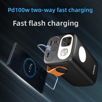Batterie externe portable en plastique PD100W à charge rapide bidirectionnelle avec éclairage d'urgence et lampe torche pour extérieur