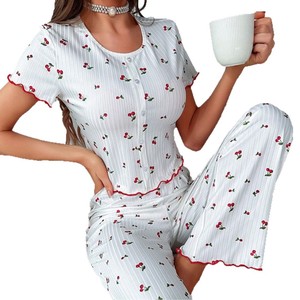Pijamas de Mujer en Oferta, Ropa de Estar por Casa con Estampado de Cerezas, Pantalones Cortos de Manga Corta con Botones Delanteros - Product Image 5