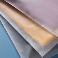 Sachets d'emballage à fermeture éclair pour vêtements personnalisés transparents givrés Sacs d'emballage en plastique zip-lock pour vêtements