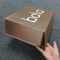 Boîte cadeau en carton ondulé personnalisée pour avion, matériaux recyclés, lamination brillante, impression offset, fermeture magnétique, avion
